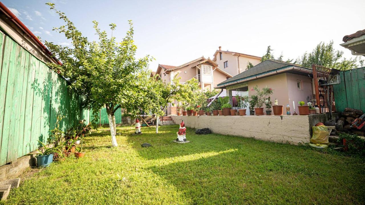 Casa Damian Hotel Două Mai Zewnętrze zdjęcie