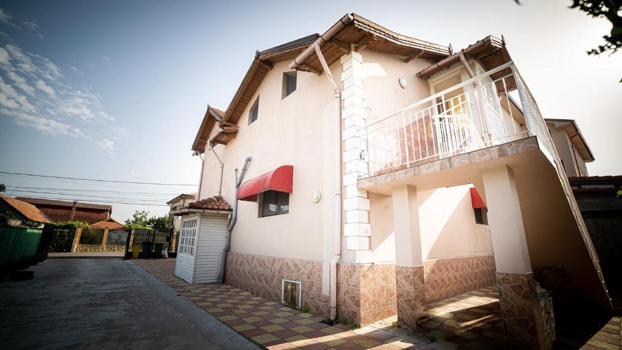 Casa Damian Hotel Două Mai Zewnętrze zdjęcie