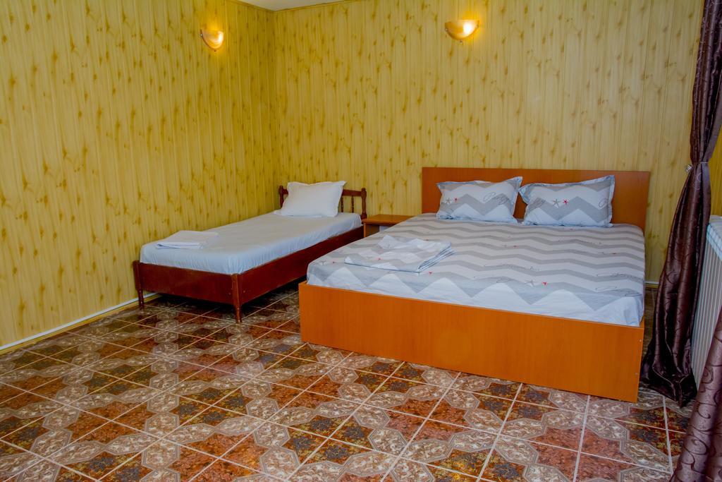Casa Damian Hotel Două Mai Zewnętrze zdjęcie