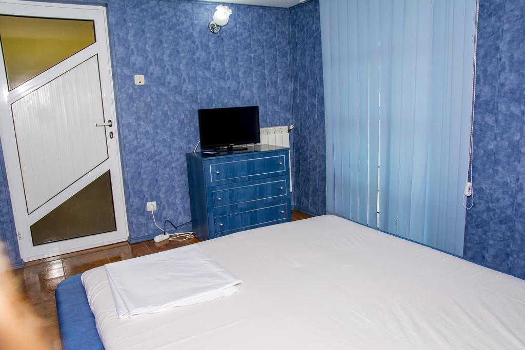 Casa Damian Hotel Două Mai Zewnętrze zdjęcie