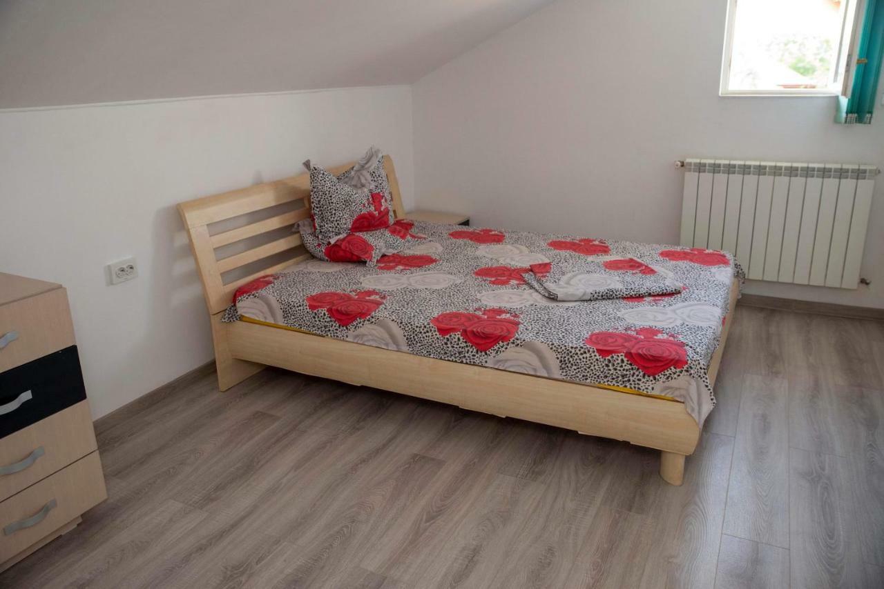 Casa Damian Hotel Două Mai Zewnętrze zdjęcie